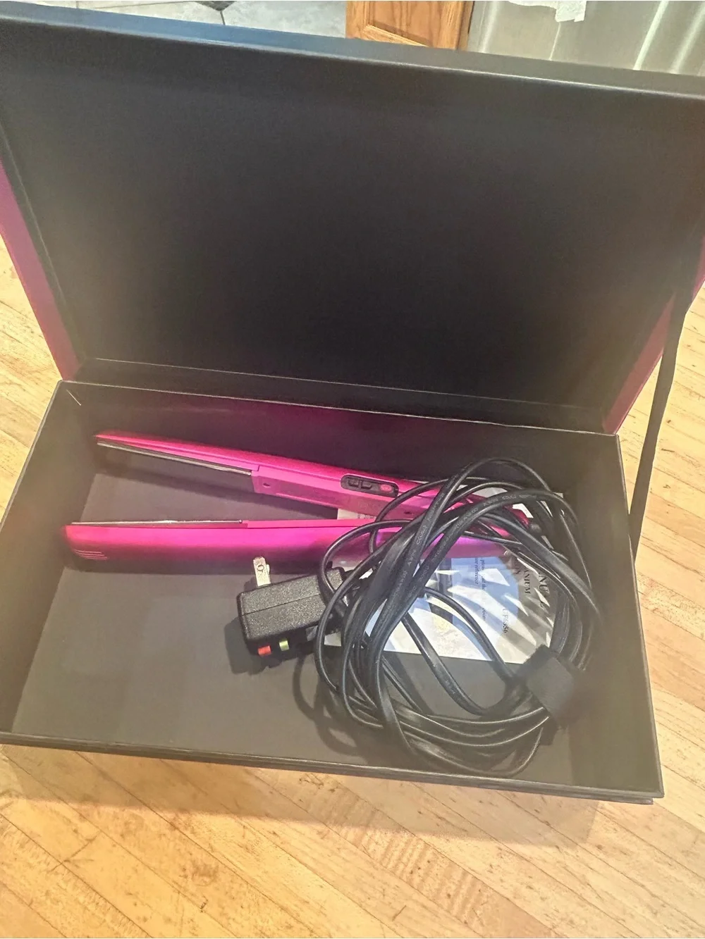 Miss Universe Pink Titanium Hairstyling Iron